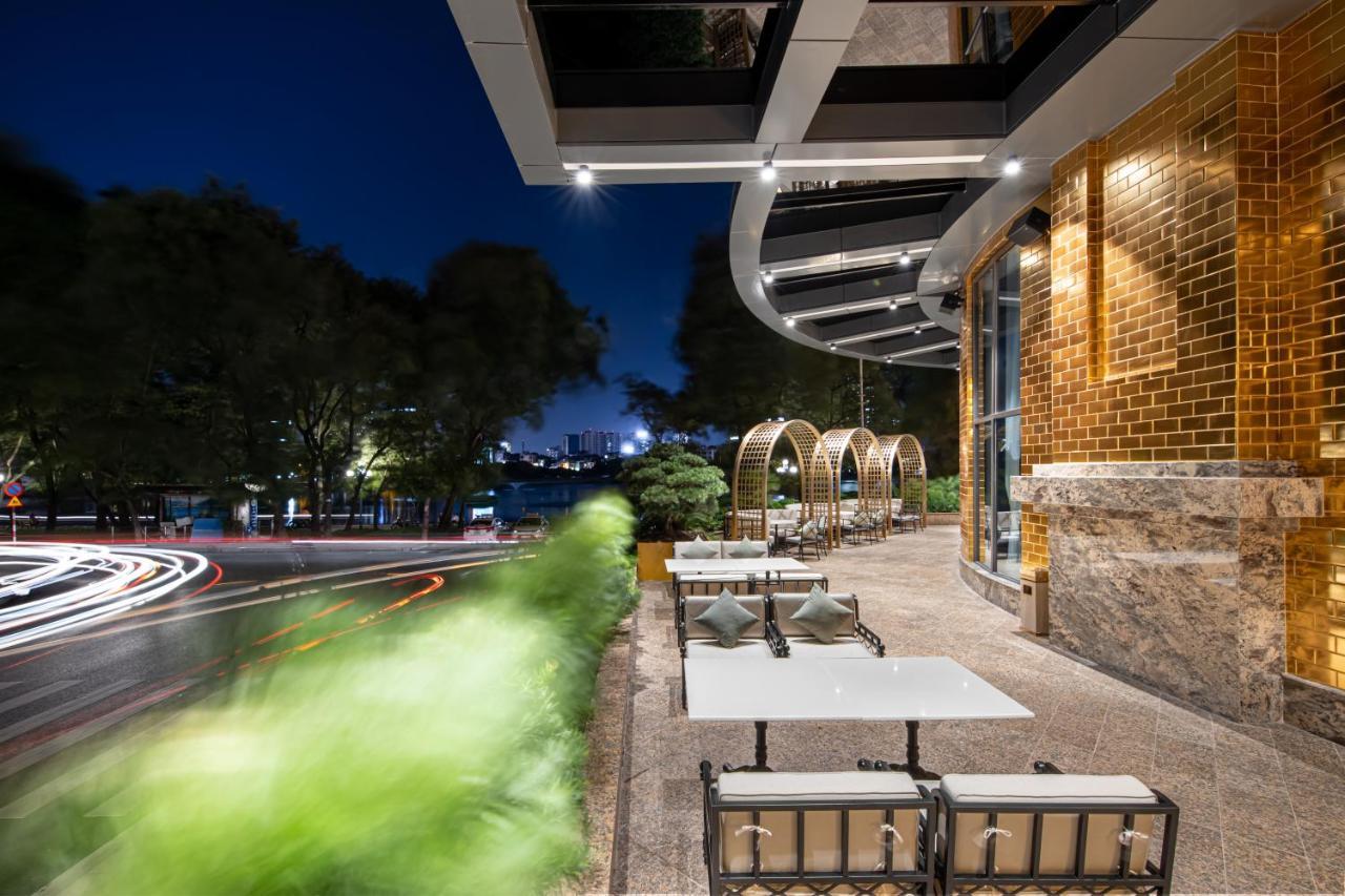 Dolce By Wyndham Hanoi Golden Lake Экстерьер фото